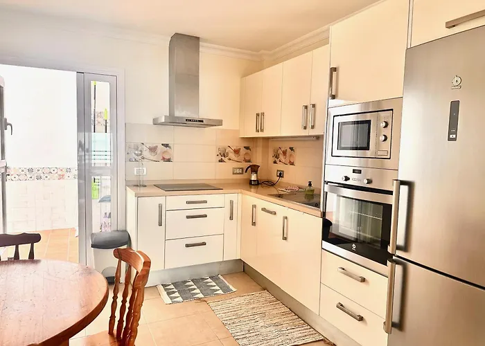 Apartment Pambnb-bajamar Seaside Retreat *