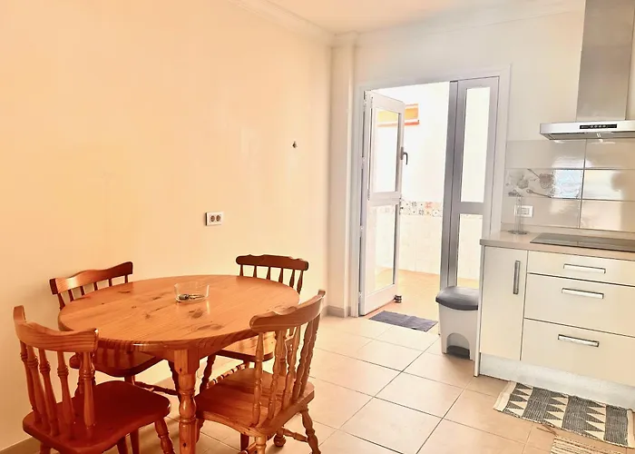 Pambnb-bajamar Seaside Retreat Apartmán *